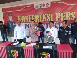 Press rilis pembacokan mantri hutan oleh pencuri kayu jati