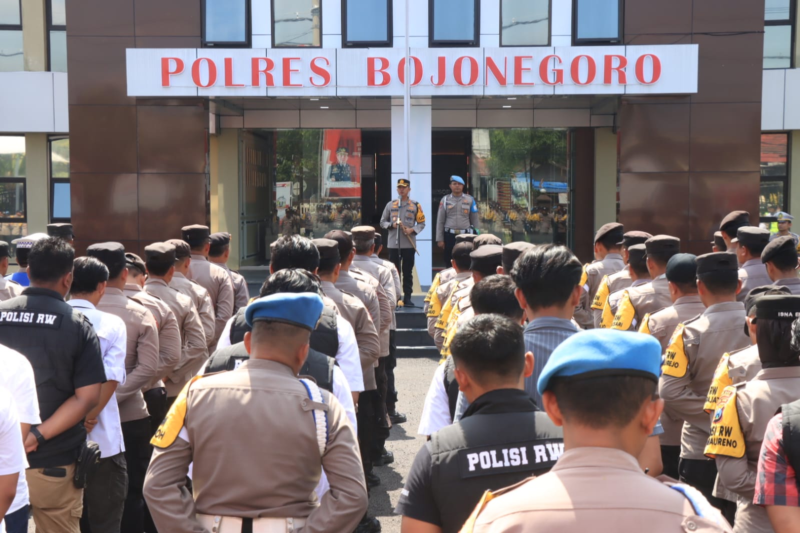 Kapolres Bojonegoro Cek Polisi RW Untuk Perkuat Kamtibmas